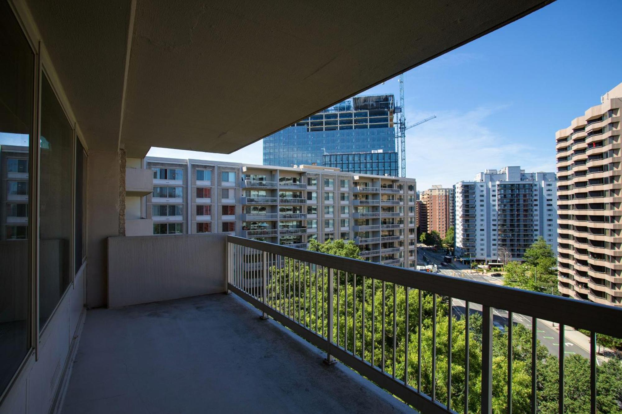 Fantastic 2 Bedroom Apartment With Gym At Арлингтон Экстерьер фото