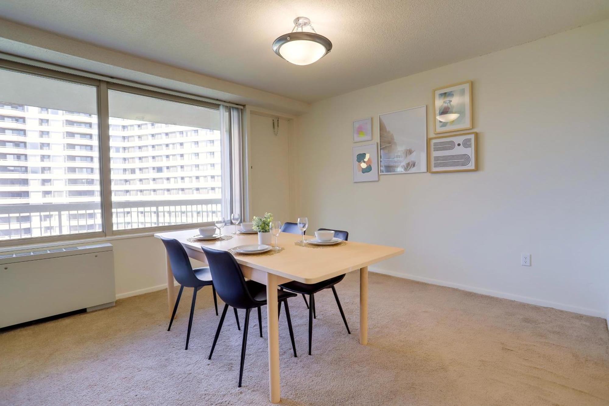 Fantastic 2 Bedroom Apartment With Gym At Арлингтон Экстерьер фото